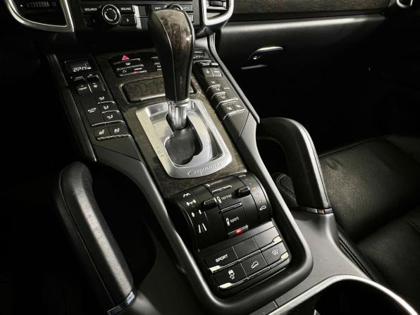 Porsche Cayenne II (958) с пробегом 2012 года, цена 2 357 000 рублей, 271991 км, внедорожник, Автокод Объявления