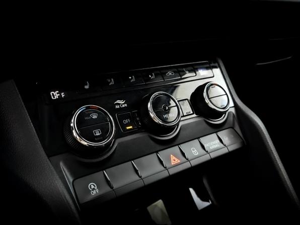 Skoda Karoq I с пробегом 2020 года, цена 2 170 000 рублей, 91408 км, внедорожник, Автокод Объявления
