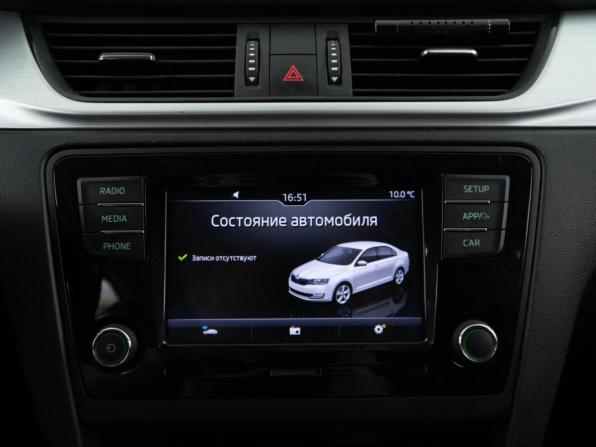 Skoda Rapid I Рестайлинг с пробегом 2018 года, цена 1 599 050 рублей, 63191 км, лифтбек, Автокод Объявления