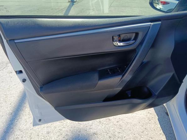 Toyota Corolla XI (E160 E170 E180) с пробегом 2013 года, цена 1 050 000 рублей, 231372 км, седан, Автокод Объявления