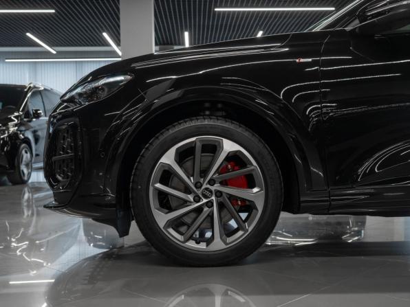 Audi Q5 III с пробегом 2025 года, цена 7 900 000 рублей, 15 км, внедорожник, Автокод Объявления