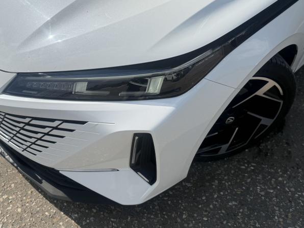 Changan Lamore с пробегом 2023 года, цена 1 825 000 рублей, 21575 км, седан, Автокод Объявления