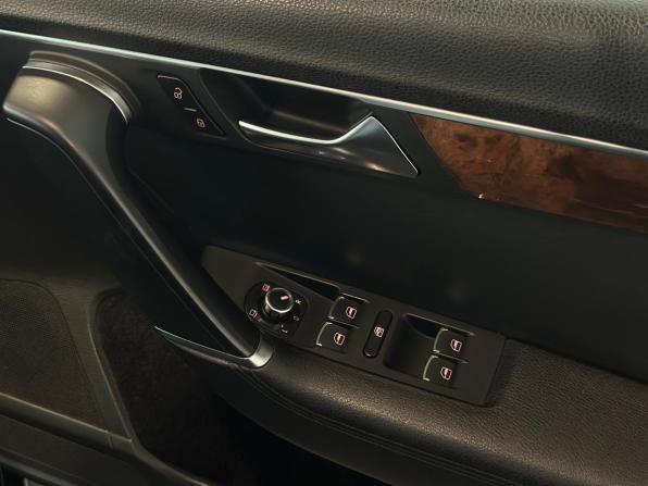 Volkswagen Passat B7 с пробегом 2011 года, цена 1 010 000 рублей, 209785 км, универсал, Автокод Объявления