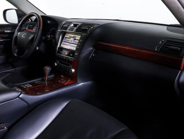 Lexus LS IV Рестайлинг с пробегом 2010 года, цена 1 850 000 рублей, 201397 км, седан, Автокод Объявления