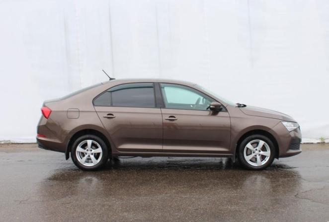 Skoda Rapid I Рестайлинг с пробегом 2020 года, цена 1 500 000 рублей, 50080 км, лифтбек, Автокод Объявления
