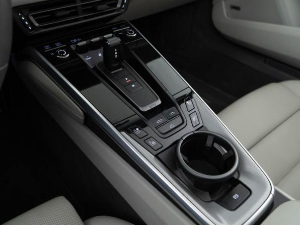 Porsche 911 VIII (992) с пробегом 2020 года, цена 13 999 050 рублей, 36188 км, кабриолет, Автокод Объявления