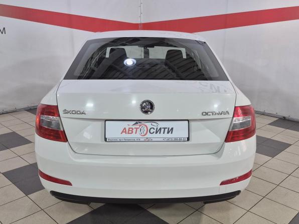 Skoda Octavia III (A7) с пробегом 2014 года, цена 1 300 000 рублей, 140000 км, лифтбек, Автокод Объявления