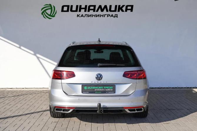 Volkswagen Passat B8 Рестайлинг с пробегом 2021 года, цена 2 180 000 рублей, 150561 км, универсал, Автокод Объявления