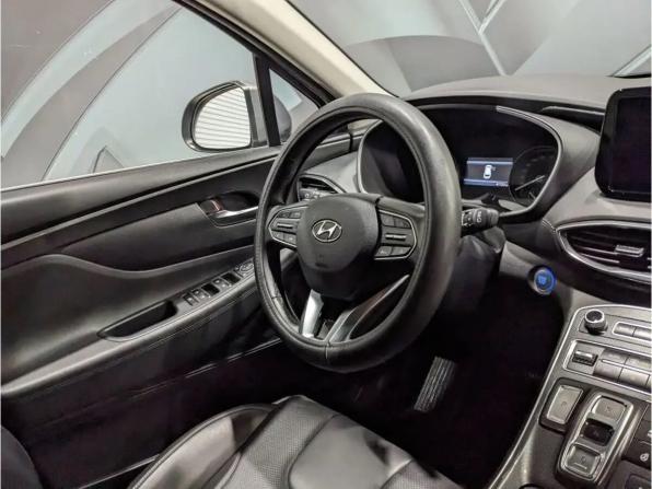 Hyundai Santa Fe IV Рестайлинг с пробегом 2022 года, цена 3 879 900 рублей, 42005 км, внедорожник, Автокод Объявления