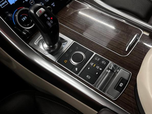 Land Rover Range Rover Sport II с пробегом 2015 года, цена 2 600 000 рублей, 223533 км, внедорожник, Автокод Объявления