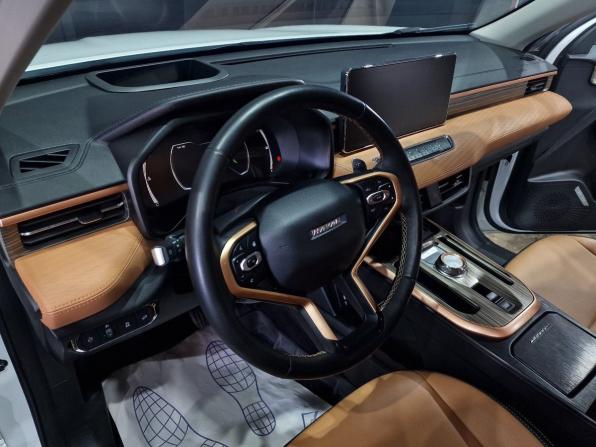 Haval Jolion I с пробегом 2023 года, цена 1 780 000 рублей, 65500 км, внедорожник, Автокод Объявления