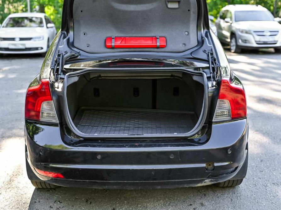 Volvo S40 II Рестайлинг Санкт-Петербург  - изображение 12