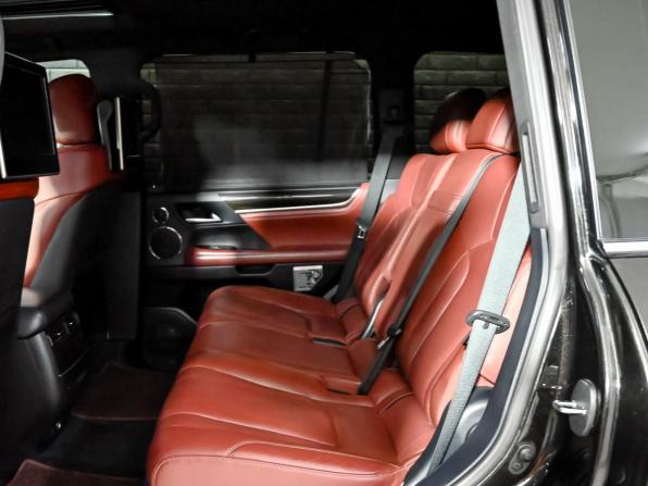 Lexus LX III Рестайлинг 2 с пробегом 2016 года, цена 6 450 000 рублей, 271439 км, внедорожник, Автокод Объявления