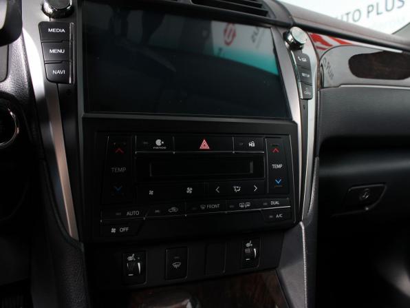 Toyota Camry VII (XV50) Рестайлинг 2 с пробегом 2017 года, цена 2 799 000 рублей, 136473 км, седан, Автокод Объявления