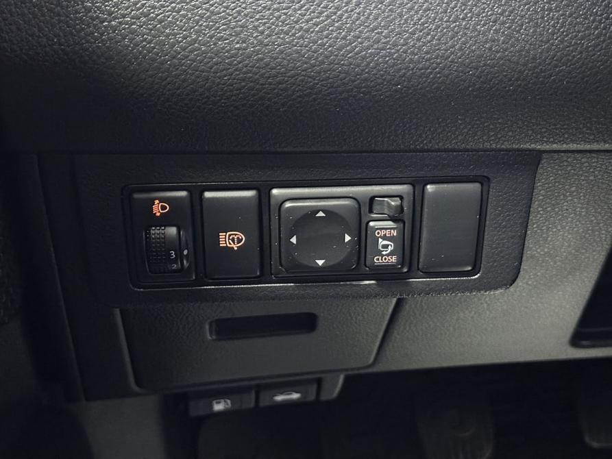 Nissan Tiida I Рестайлинг Ярославль  - изображение 22