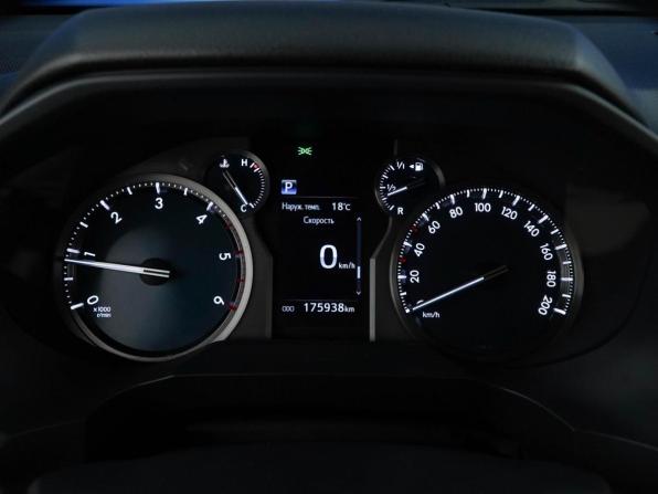Toyota Land Cruiser Prado 150 Series Рестайлинг 2 с пробегом 2018 года, цена 4 827 055 рублей, 175938 км, внедорожник, Автокод Объявления