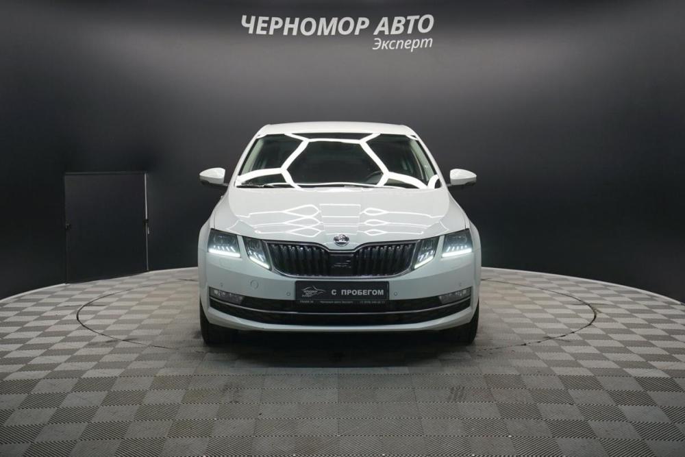 Skoda Octavia III (A7) Рестайлинг Крым  - изображение 8