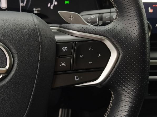 Lexus RX V с пробегом 2022 года, цена 8 480 000 рублей, 15529 км, внедорожник, Автокод Объявления