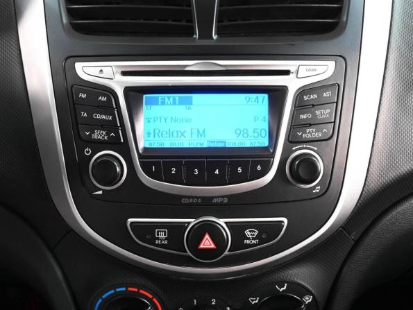 Hyundai Solaris I с пробегом 2013 года, цена 839 000 рублей, 179001 км, хэтчбек, Автокод Объявления