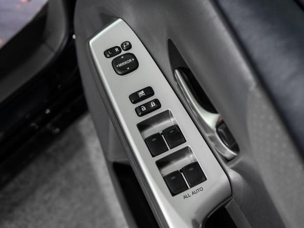 Toyota Prius Alpha I (ZVW40/41) с пробегом 2013 года, цена 1 400 000 рублей, 134869 км, универсал, Автокод Объявления