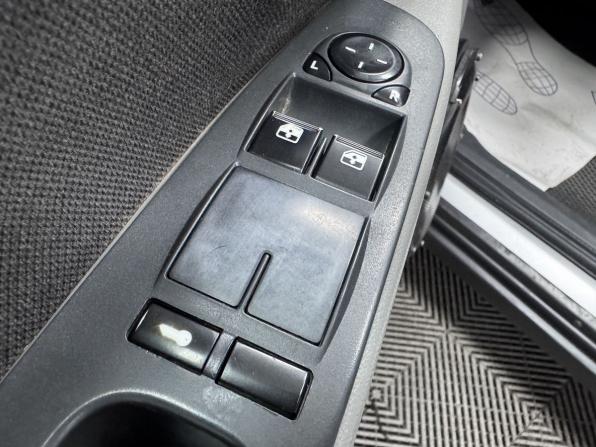 Lada (ВАЗ) Priora I с пробегом 2010 года, цена 334 000 рублей, 224413 км, хэтчбек, Автокод Объявления