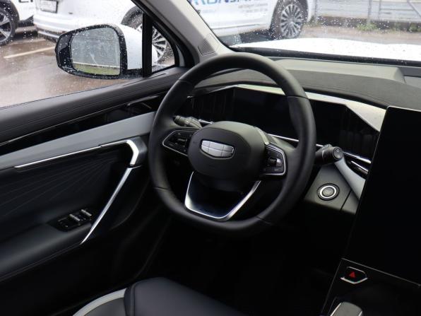 Geely Atlas II с пробегом 2025 года, цена 2 750 000 рублей, 604 км, внедорожник, Автокод Объявления