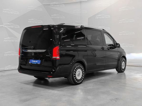 Mercedes-Benz V-Класс III (W447) с пробегом 2017 года, цена 5 000 000 рублей, 105400 км, минивэн, Автокод Объявления