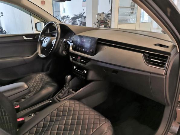 Skoda Rapid II с пробегом 2021 года, цена 1 455 150 рублей, 87831 км, лифтбек, Автокод Объявления