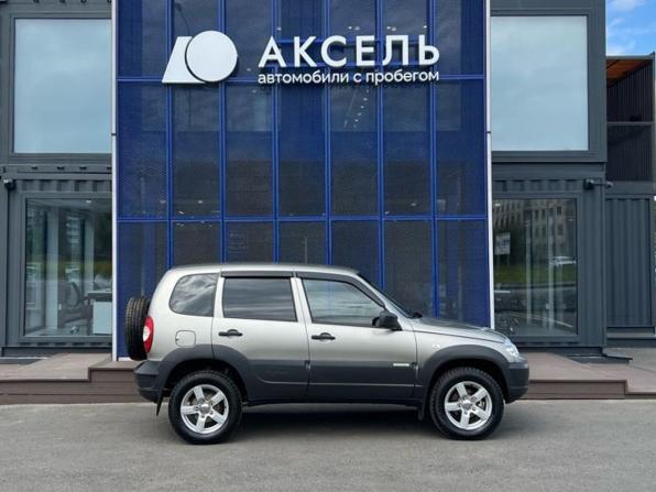 Chevrolet Niva I Рестайлинг с пробегом 2016 года, цена 626 000 рублей, 89000 км, внедорожник, Автокод Объявления