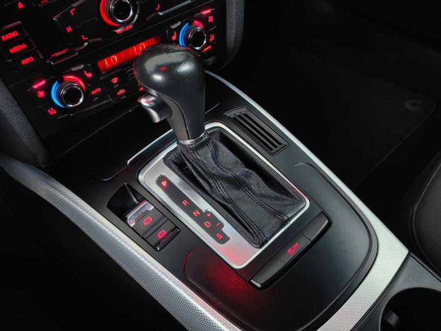 Audi A4 IV (B8) Москва  - изображение 19