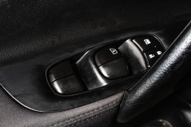 Nissan Qashqai II с пробегом 2014 года, цена 1 179 000 рублей, 162000 км, внедорожник, Автокод Объявления