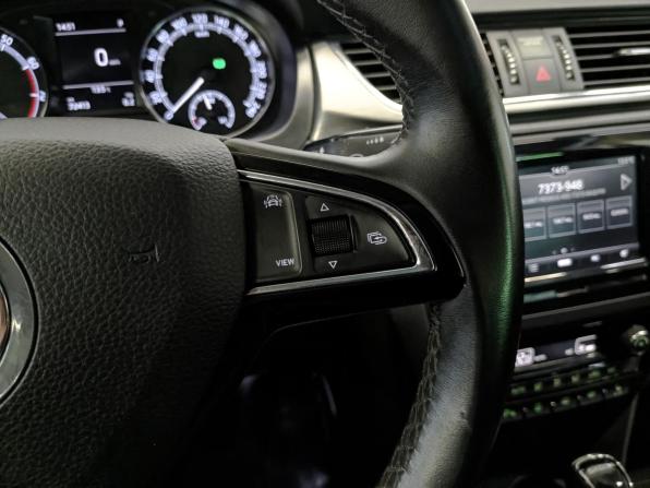 Skoda Rapid I Рестайлинг с пробегом 2019 года, цена 1 395 000 рублей, 72413 км, лифтбек, Автокод Объявления