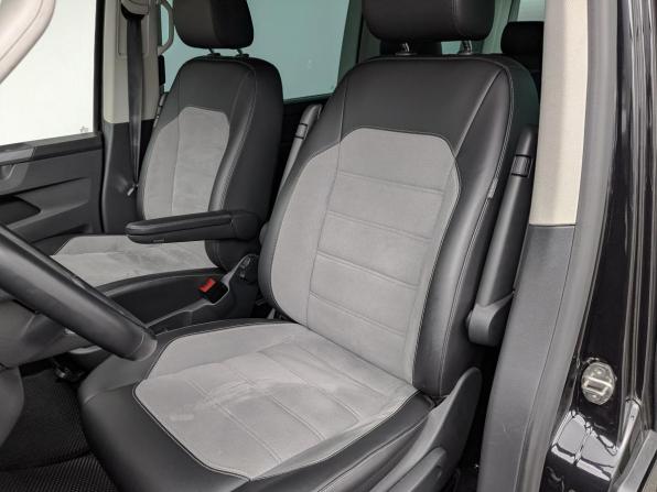 Volkswagen Multivan T6 Рестайлинг с пробегом 2020 года, цена 6 420 000 рублей, 84953 км, минивэн, Автокод Объявления