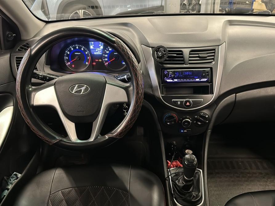 Hyundai Solaris I Рестайлинг Санкт-Петербург  - изображение 6