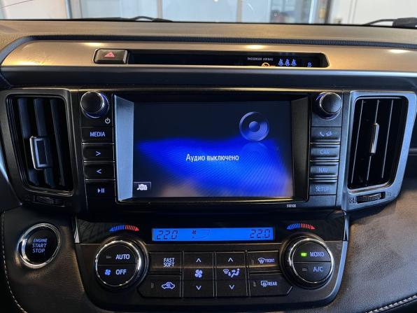 Toyota RAV4 IV (XA40) Рестайлинг с пробегом 2018 года, цена 2 732 500 рублей, 176164 км, внедорожник, Автокод Объявления