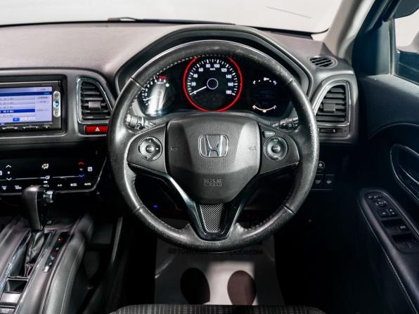 Honda Vezel I с пробегом 2014 года, цена 1 560 000 рублей, 80890 км, внедорожник, Автокод Объявления