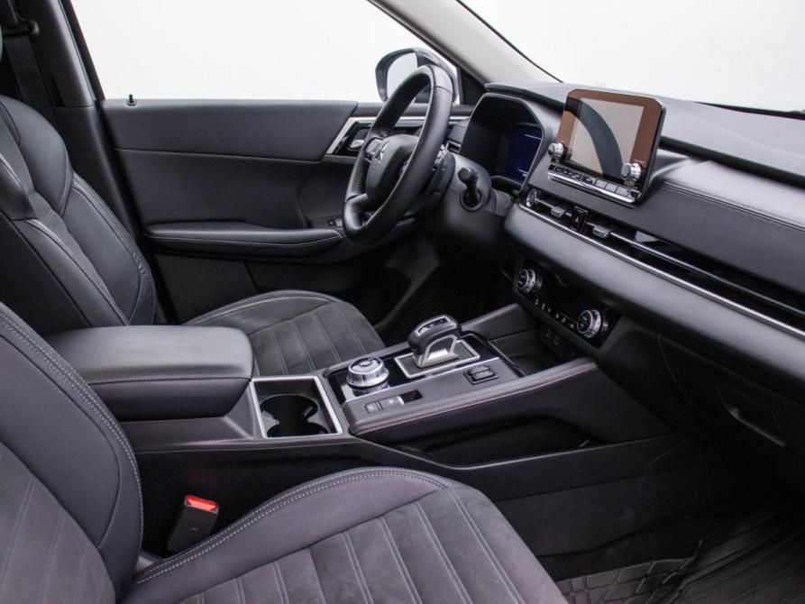 Mitsubishi Outlander IV Москва  - изображение 10