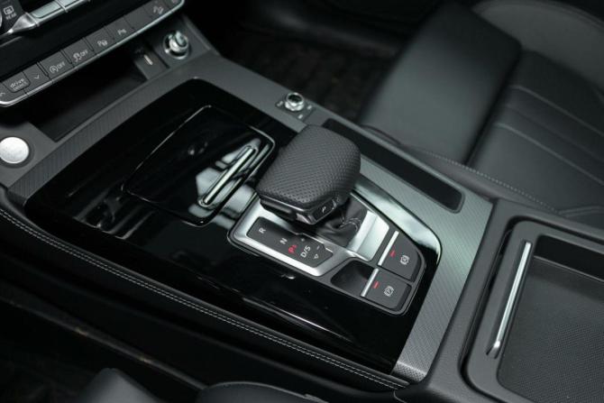 Новый Audi Q5 II (FY) Рестайлинг 2025 года, цена 6 352 800 рублей, внедорожник, Автокод Объявления