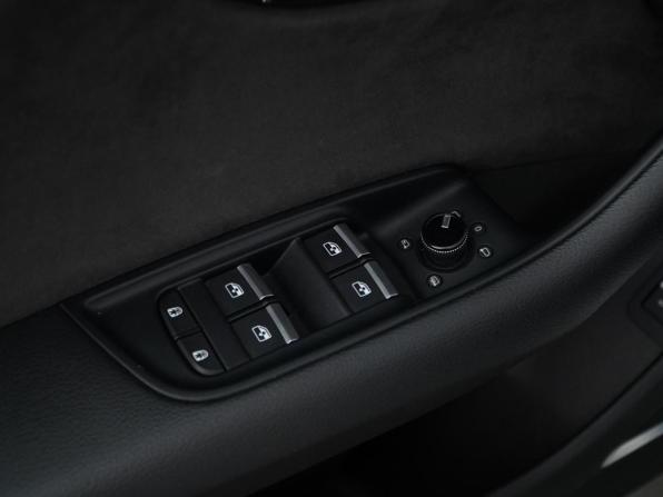 Audi Q8 I (4M) с пробегом 2019 года, цена 5 899 044 рубля, 126300 км, внедорожник, Автокод Объявления
