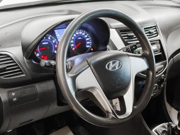 Hyundai Solaris I с пробегом 2011 года, цена 570 000 рублей, 156050 км, седан, Автокод Объявления