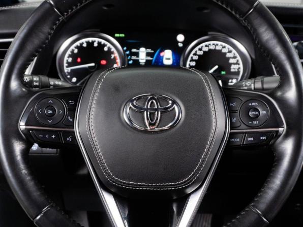 Toyota Camry VIII (XV70) с пробегом 2018 года, цена 2 943 000 рублей, 151131 км, седан, Автокод Объявления