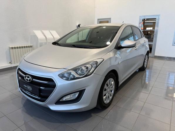 Hyundai i30 II Рестайлинг с пробегом 2016 года, цена 1 075 000 рублей, 238373 км, хэтчбек, Автокод Объявления