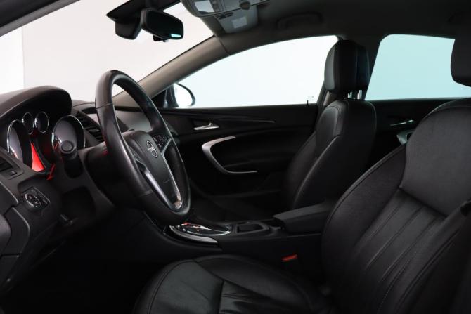 Opel Insignia I с пробегом 2013 года, цена 1 099 000 рублей, 138000 км, седан, Автокод Объявления