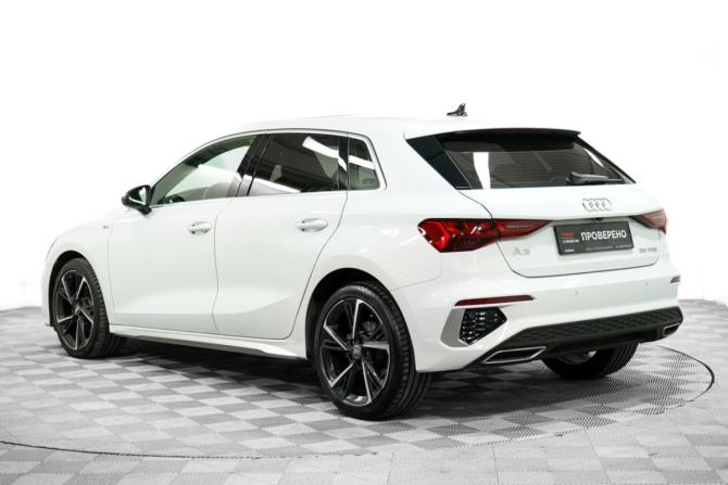 Audi A3 IV (8Y) с пробегом 2021 года, цена 3 150 000 рублей, 28240 км, хэтчбек, Автокод Объявления