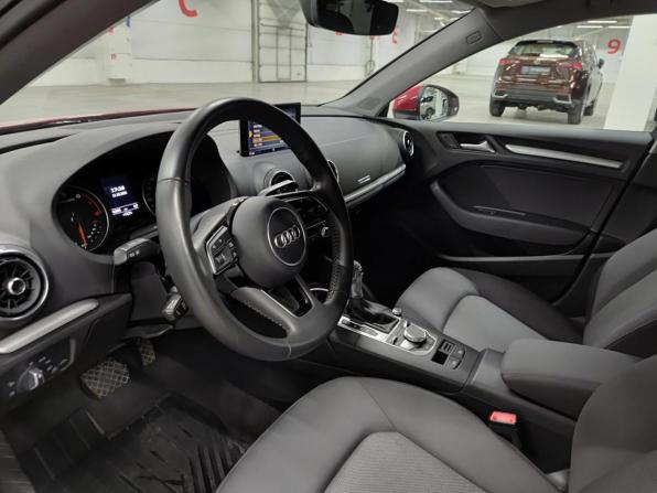 Audi A3 III (8V) Рестайлинг с пробегом 2018 года, цена 1 990 000 рублей, 62006 км, седан, Автокод Объявления