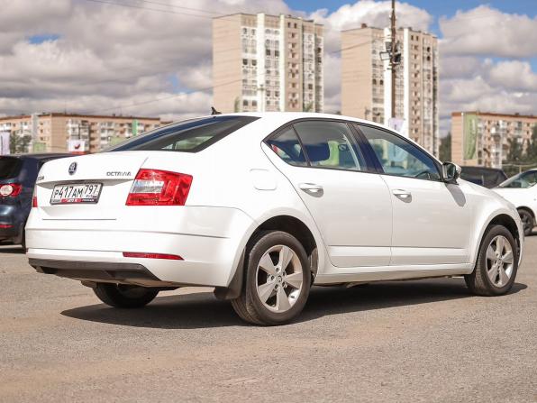 Skoda Octavia III (A7) Рестайлинг с пробегом 2020 года, цена 1 869 000 рублей, 83202 км, лифтбек, Автокод Объявления