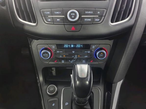 Ford Focus III Рестайлинг с пробегом 2018 года, цена 1 350 000 рублей, 90000 км, универсал, Автокод Объявления