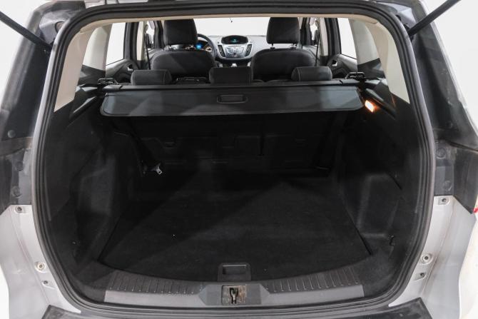Ford Kuga II с пробегом 2016 года, цена 1 499 000 рублей, 113961 км, внедорожник, Автокод Объявления