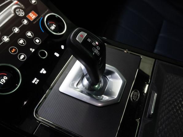 Land Rover Range Rover Evoque II с пробегом 2020 года, цена 3 599 000 рублей, 61000 км, внедорожник, Автокод Объявления
