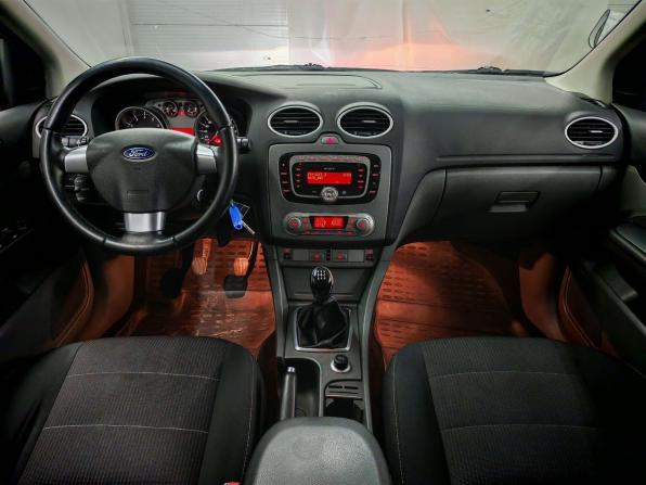 Ford Focus II Рестайлинг с пробегом 2010 года, цена 513 000 рублей, 230000 км, хэтчбек, Автокод Объявления